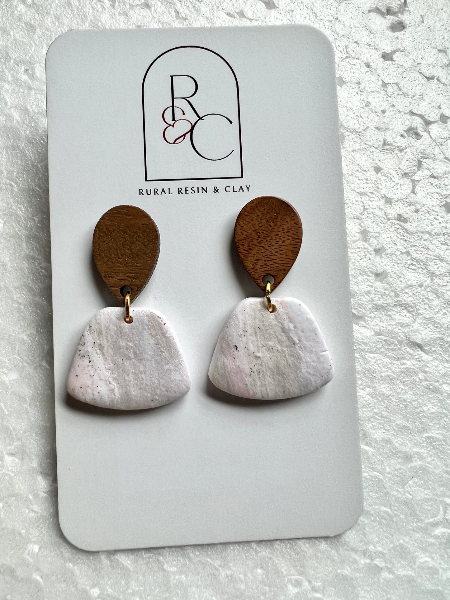Pearl shimmer stunners