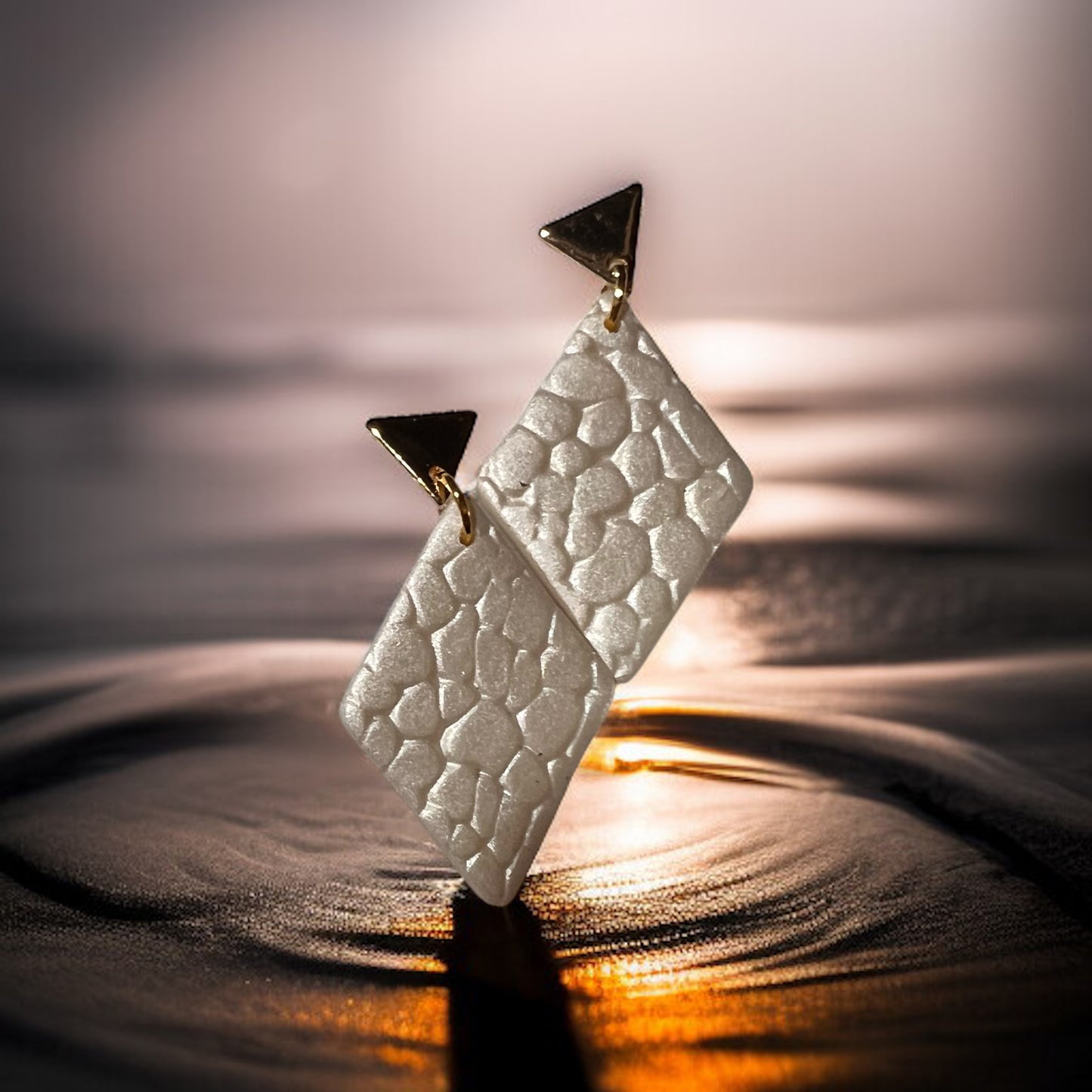 Pebbled pearl diamond shaped pendant & earrings