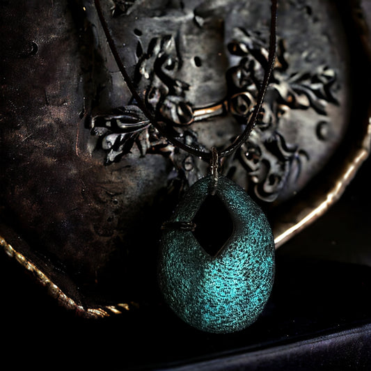Deep teal/green drop style