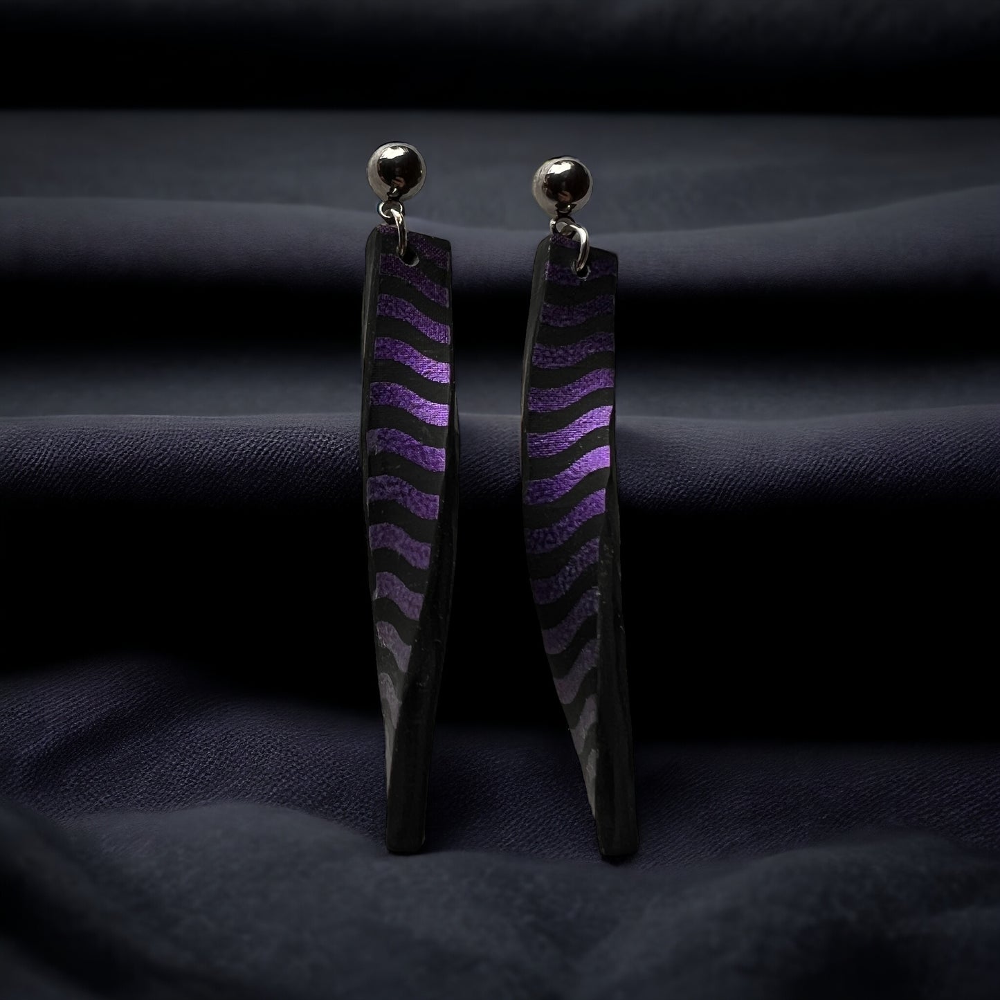 Purple & black twisted waves