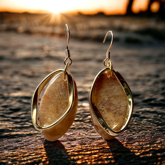 Stunning gold with creams & beiges